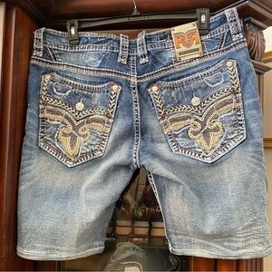 Rock Revival Men’s Embellished Embroidered Denim Shorts sz 40 Medium Wash y2k